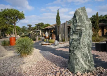 Présentation du matériau monolithe quartz vert photo